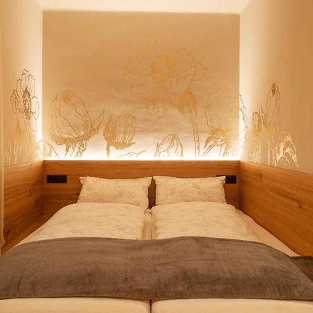 Ladurner Suites เมราโน ภายนอก รูปภาพ