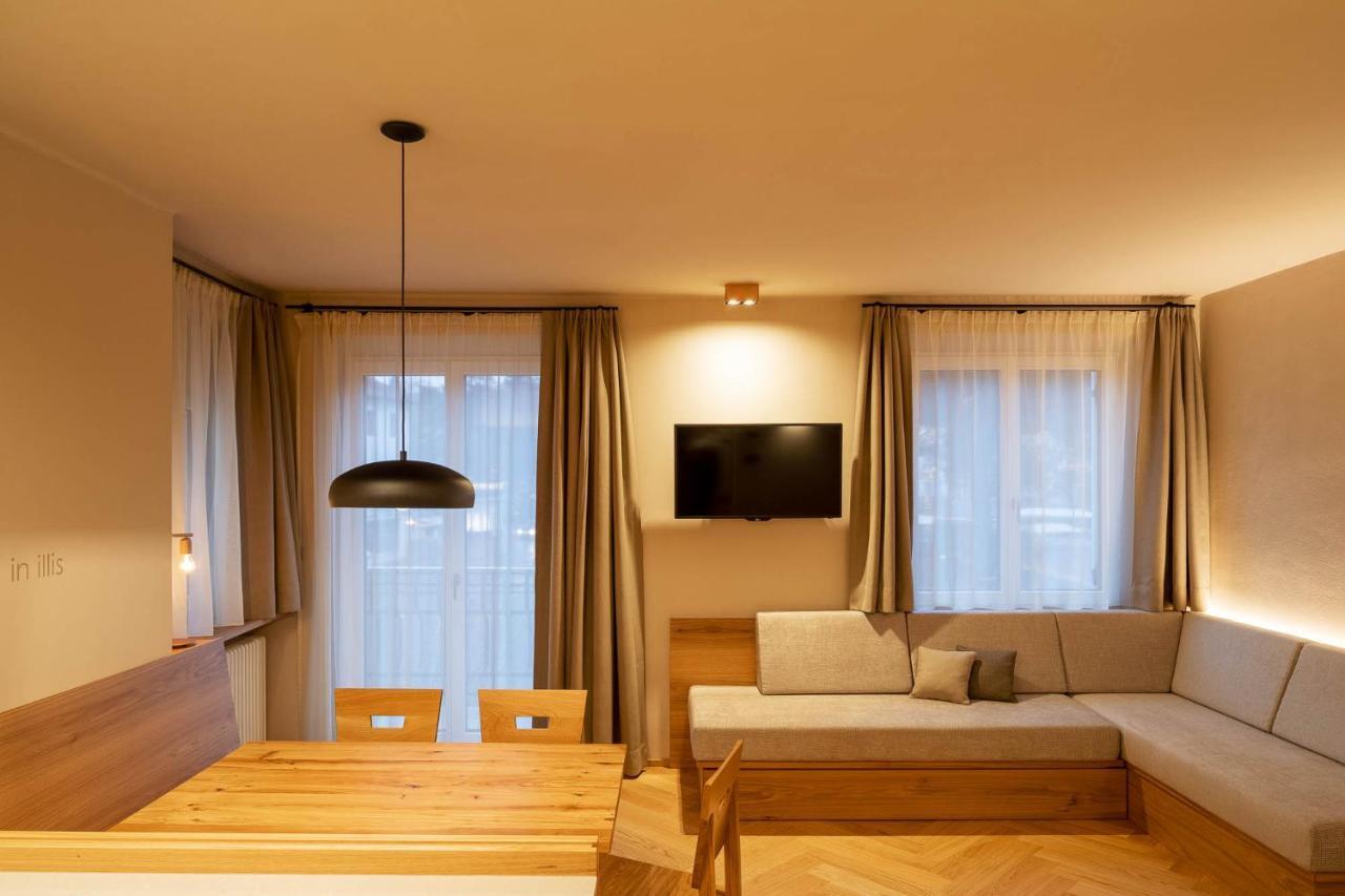 Ladurner Suites เมราโน ภายนอก รูปภาพ